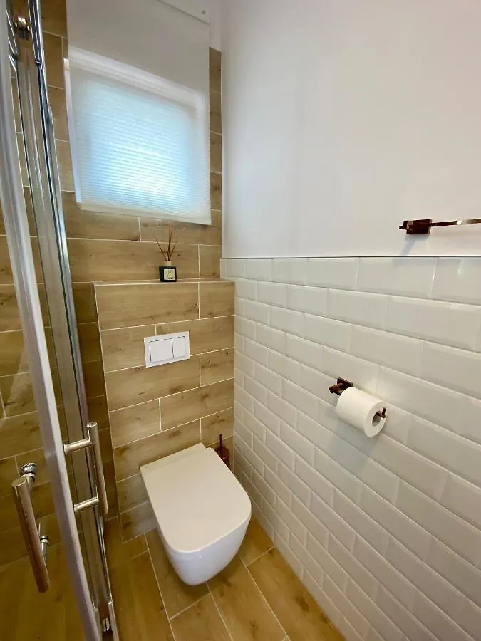 Lumar Holidays And Apartments Преко