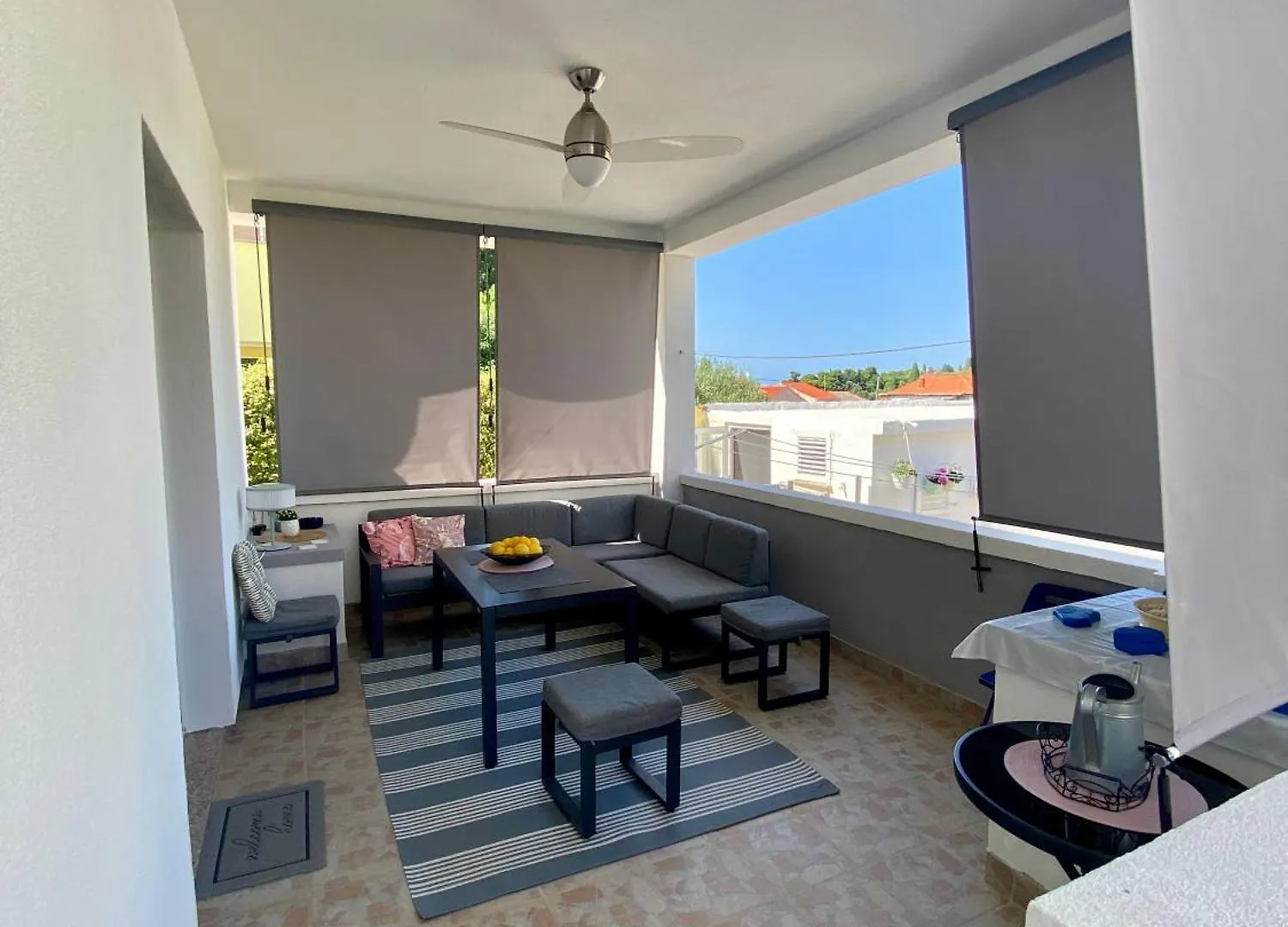 Дом отдыха Lumar Holidays And Apartments Преко Хорватия